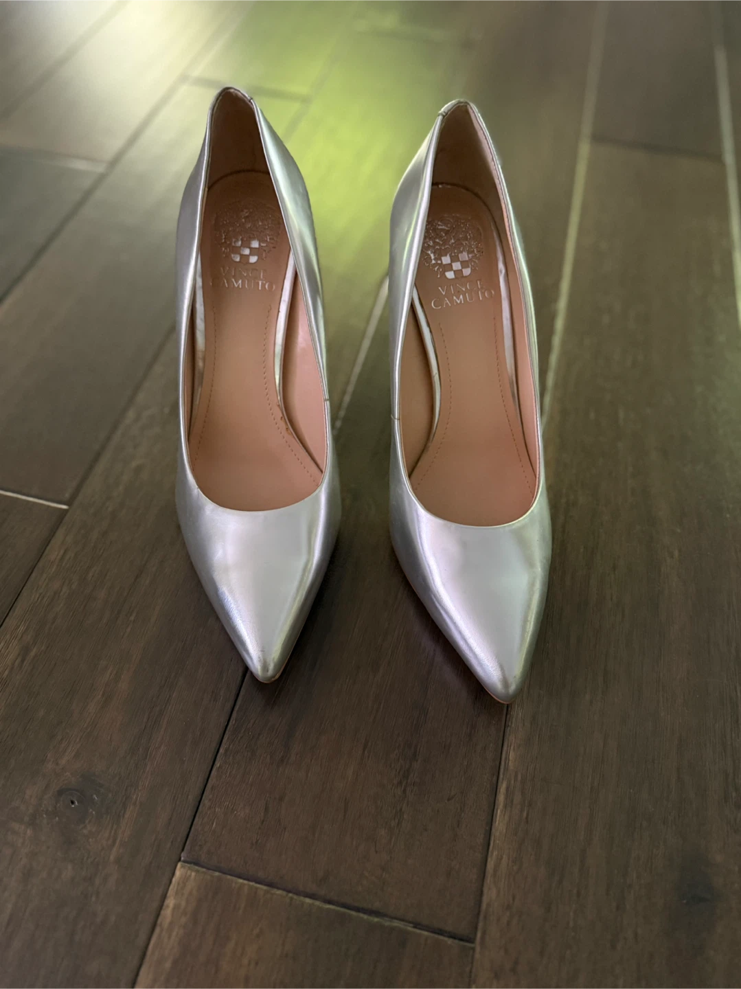 Vince Camuto Silver Heels, size 8.5 - photo 2