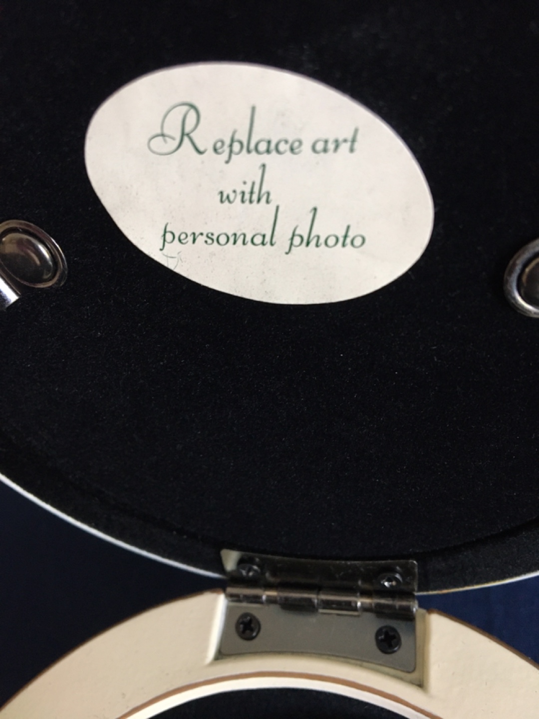 Friendship Tiny Round Ivory Box - photo 3