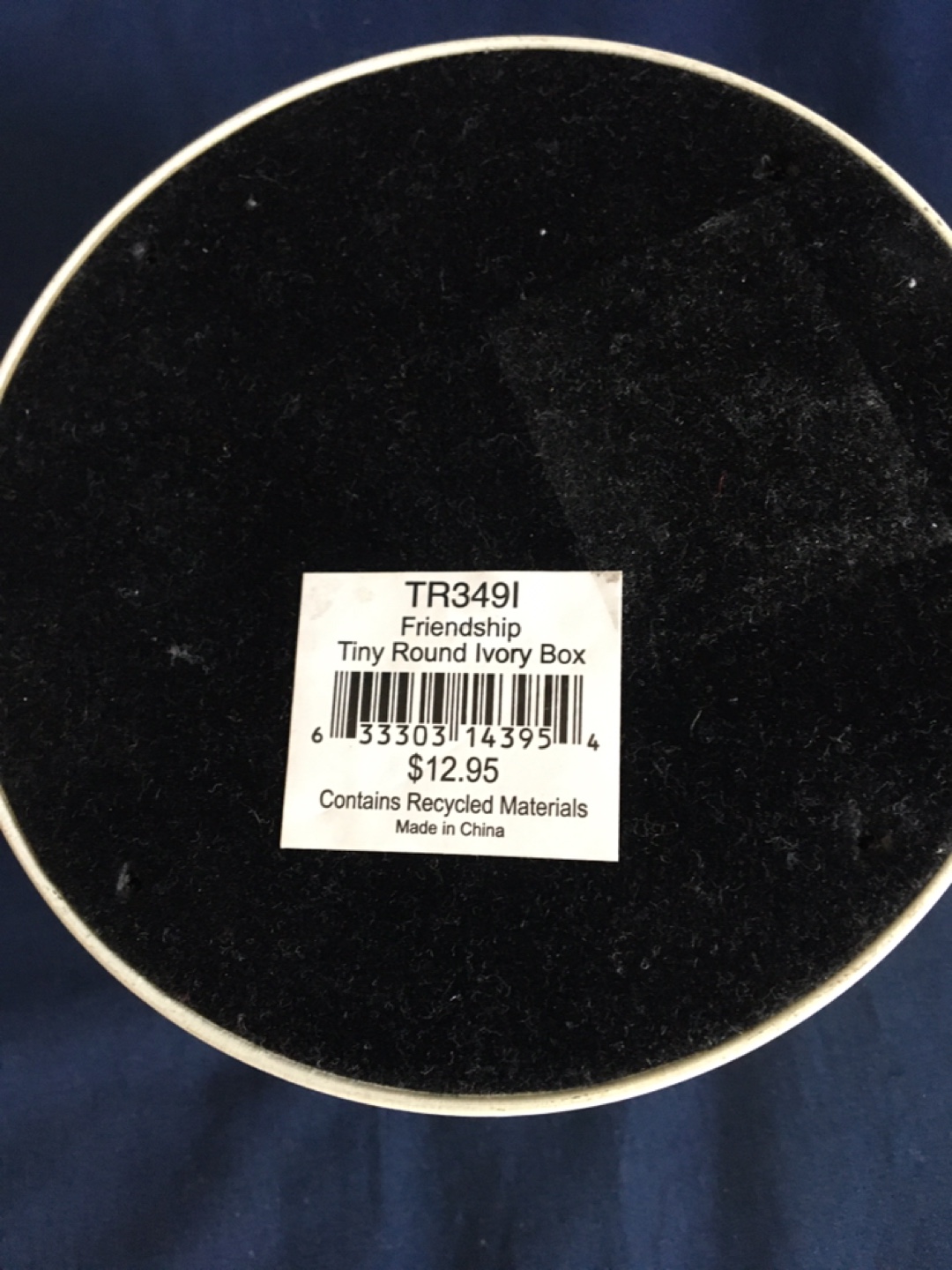 Friendship Tiny Round Ivory Box - photo 4