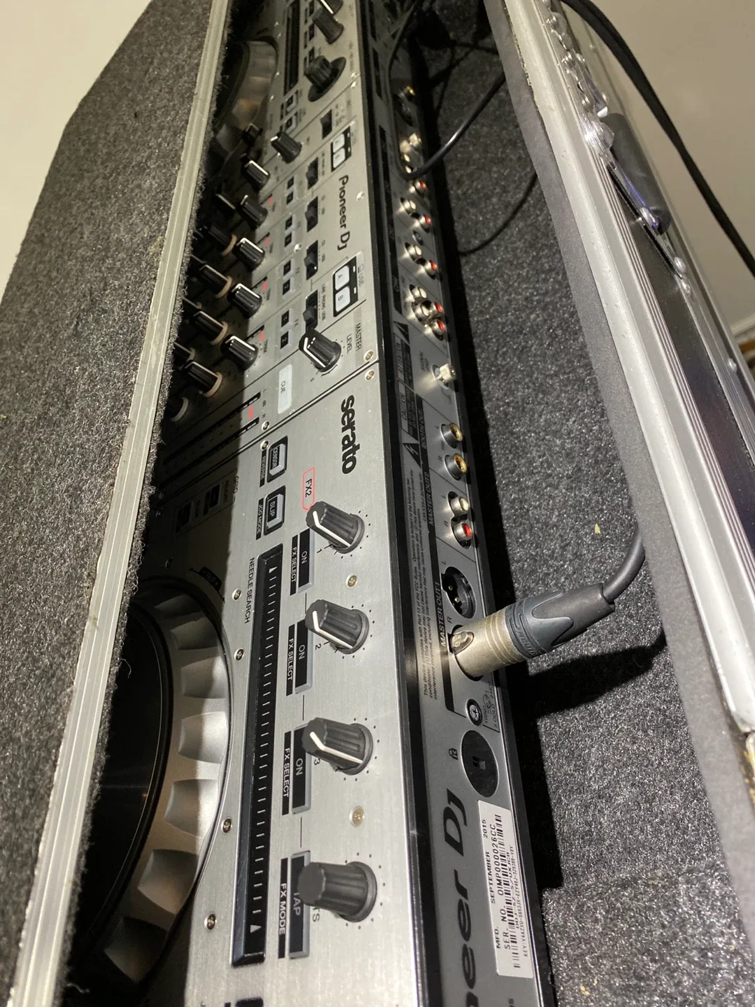 Limited edition DDJ-SZ Professional DJ Controller  & Case image indicator(4)