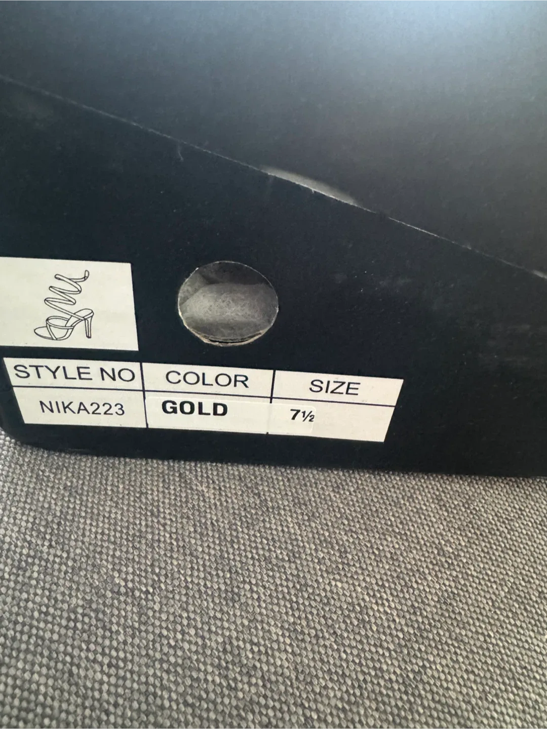 Fashion Nova Gold Heels - Size 7.5 image indicator(2)