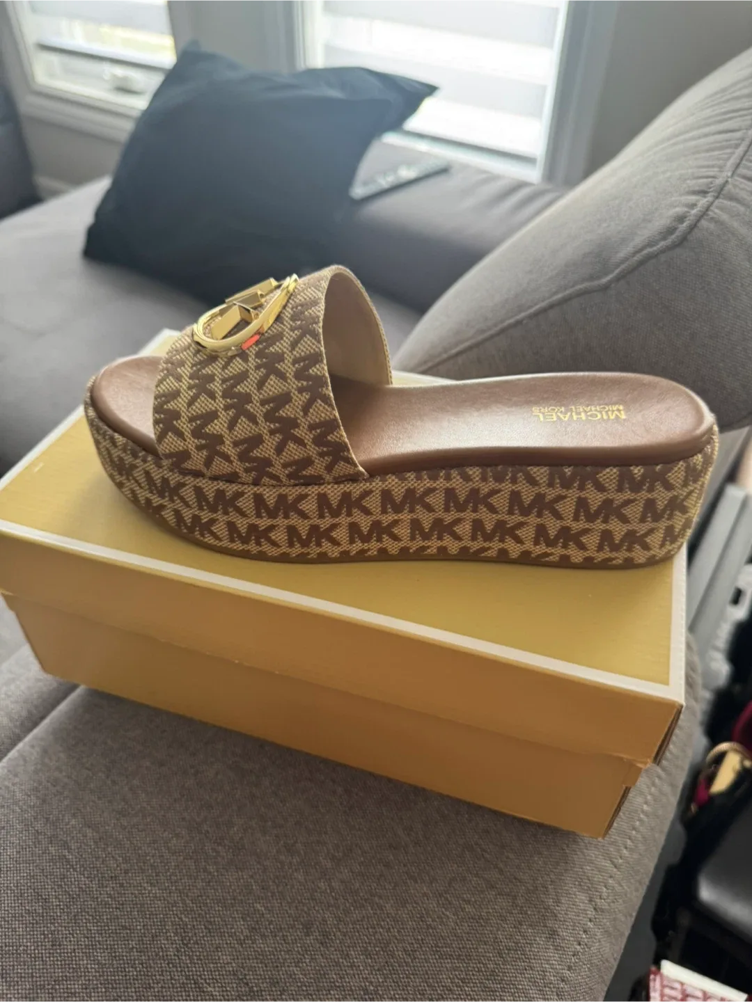 Michael Kors Sadler Wedge Slides - Size 8 image indicator(3)