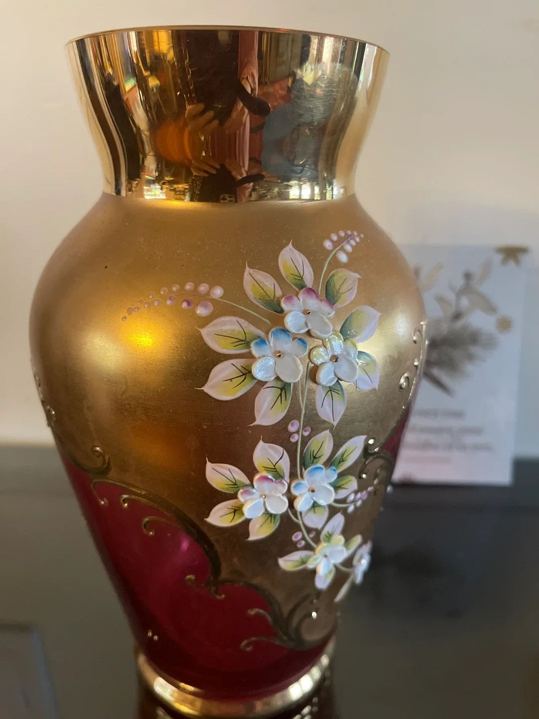 Gold & Red Decorative Vase image indicator(3)