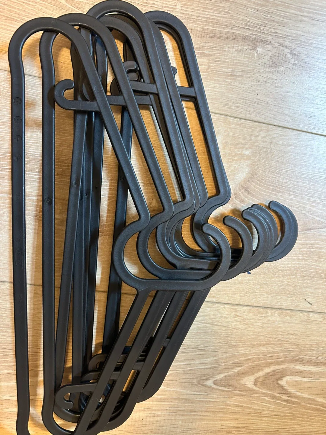 Black Plastic Clothes Hangers thumbnail