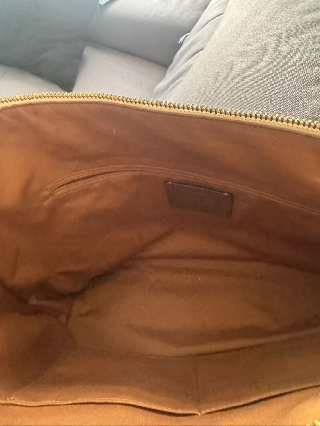 Coach Beige Tote Bag - Excellent Condition image indicator(2)