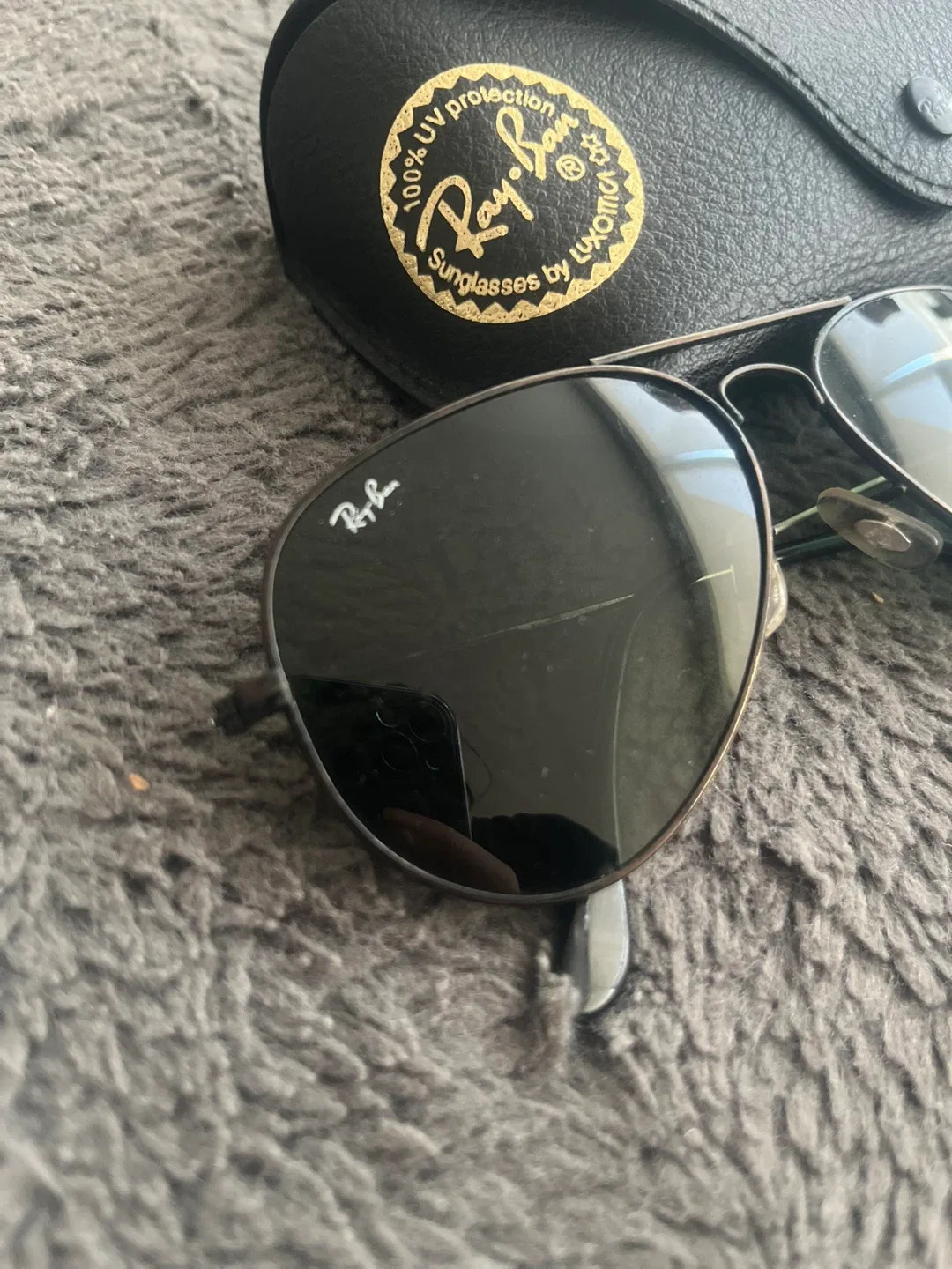 Ray-Ban Sunglasses with Case image indicator(2)