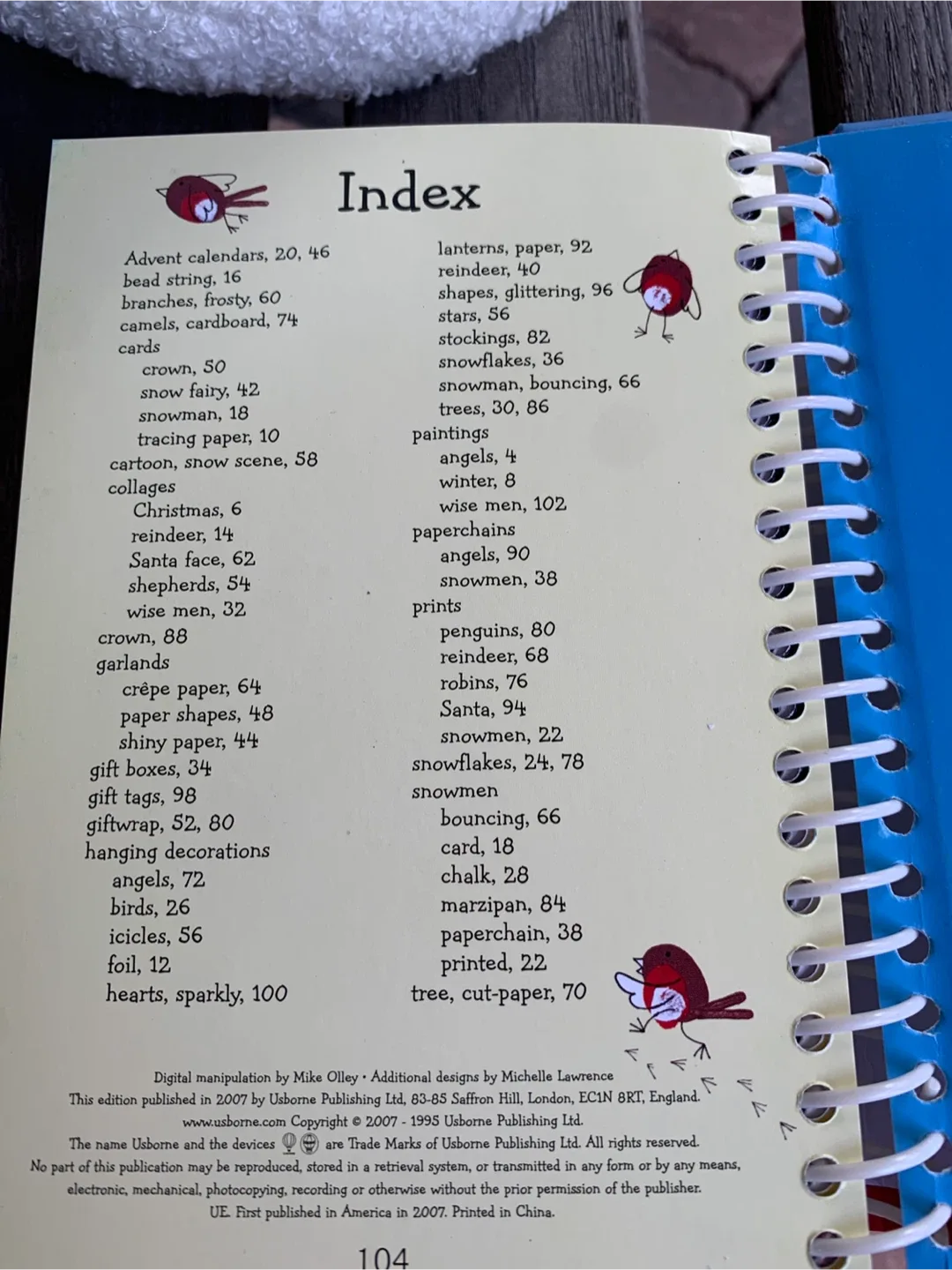 50 Christmas Things to Make and Do book🥕 image indicator(6)