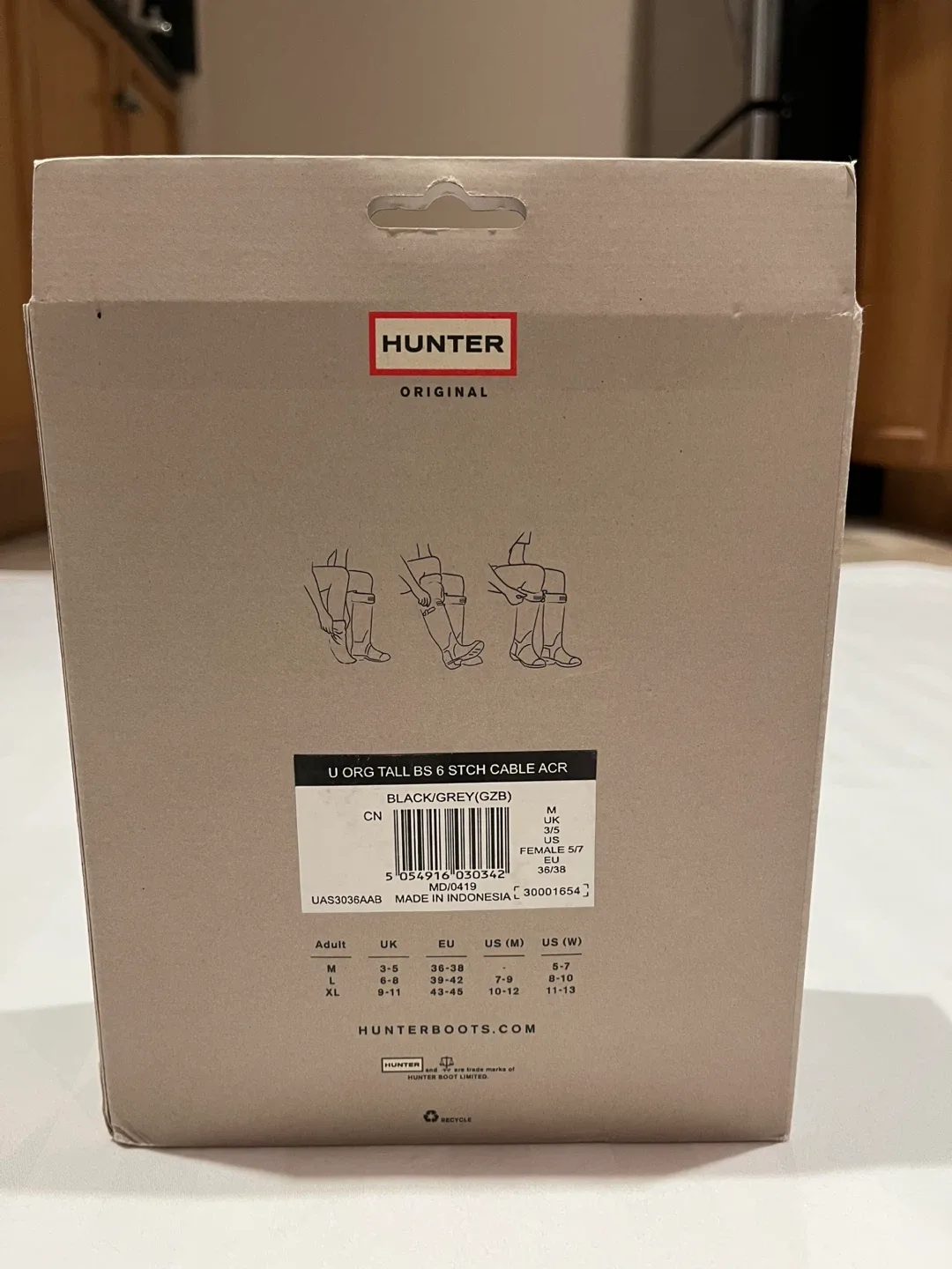 NEW Hunter Boot Socks - Original Tall - Size M - New in Box image indicator(3)