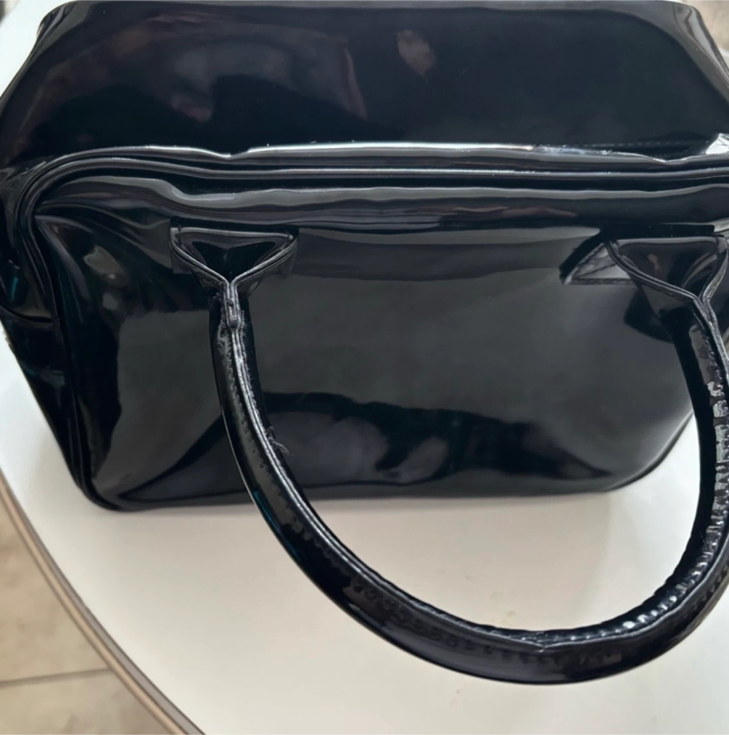 Black Patent Leather Handbag/Makeup Bag - photo 4