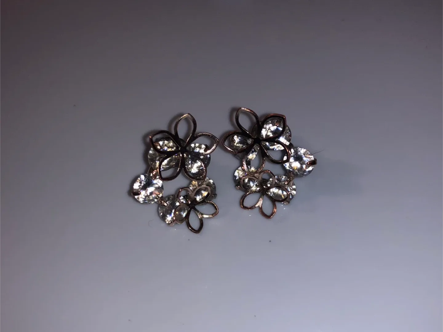 Earrings thumbnail