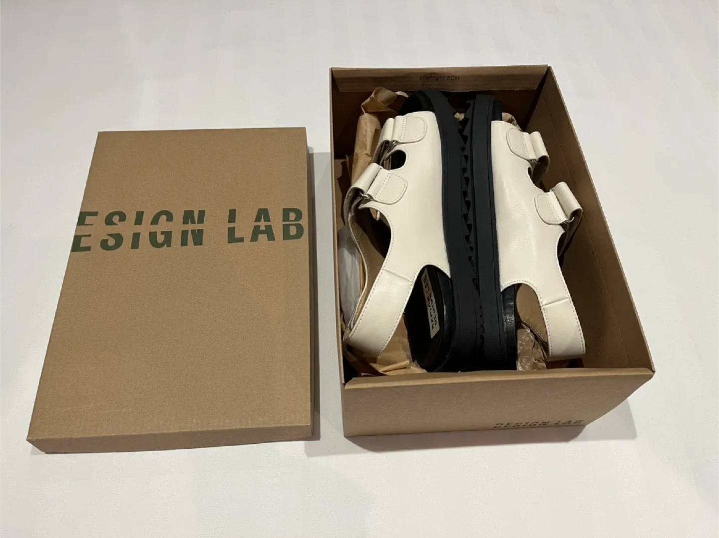 NEW DESIGN LAB Cream Sandals with Box - W7🥕- W7 image indicator(5)