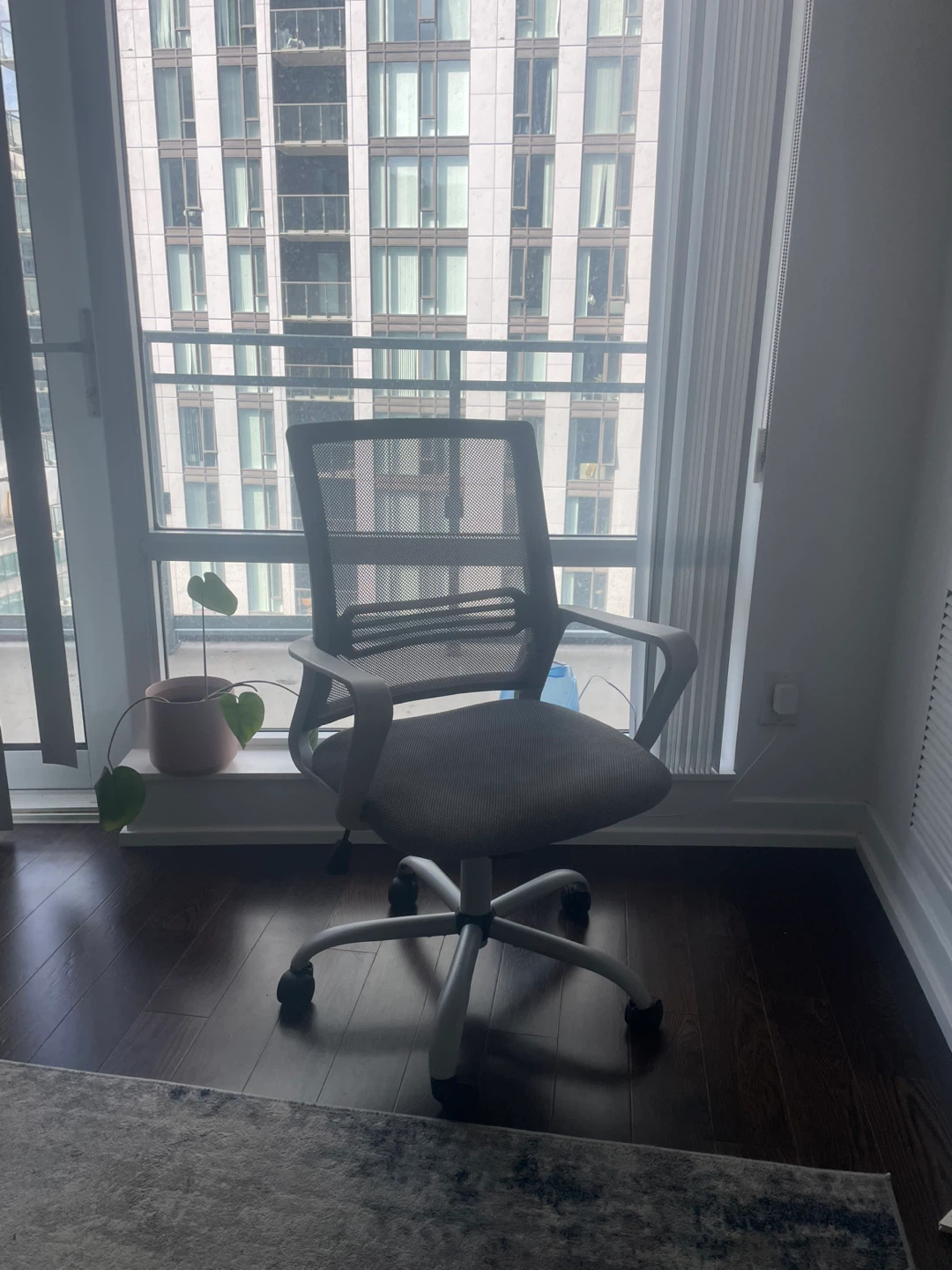 Grey Office Chair - photo 3