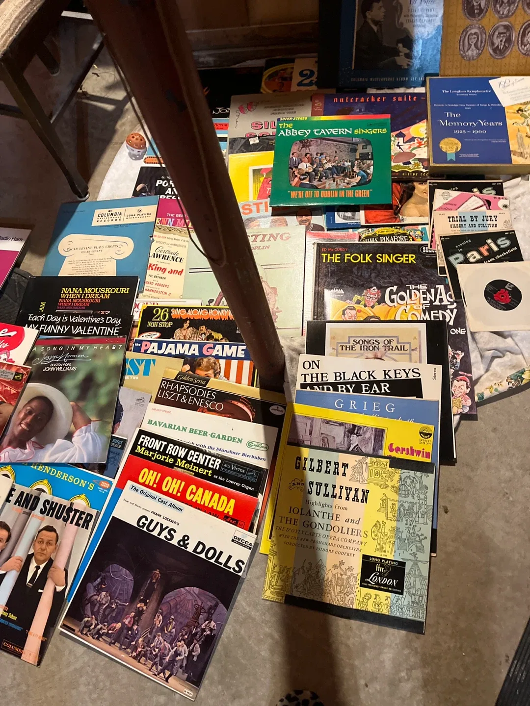 vintage records image indicator(5)