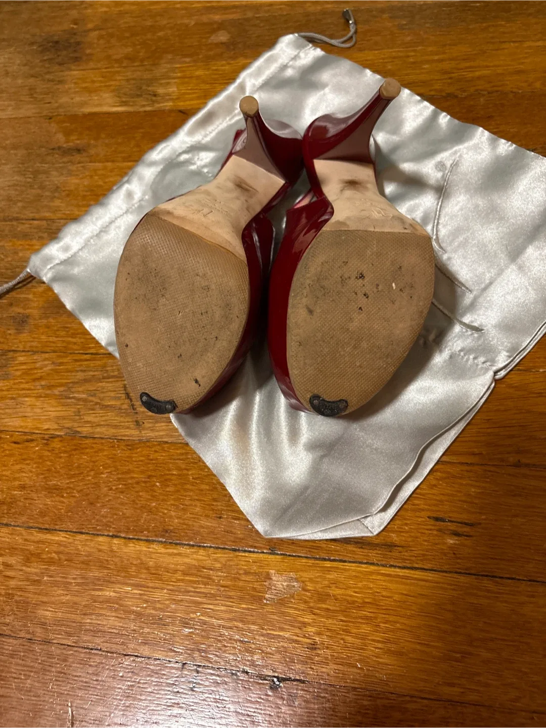 Giuseppe Zanotti Red Patent Leather Slingback Heels image indicator(6)