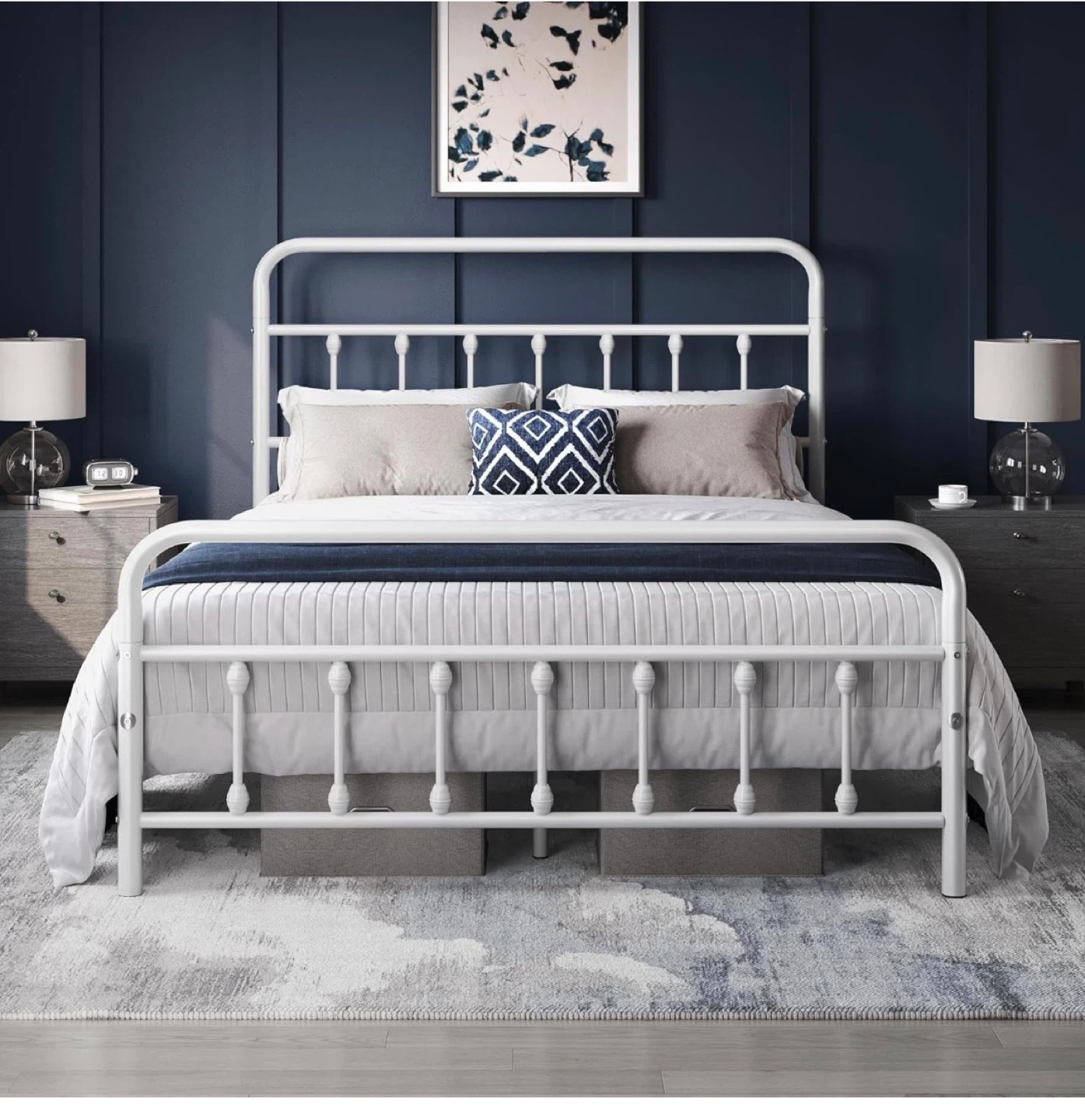 White Metal Bed Frame - Queen Size - photo 2