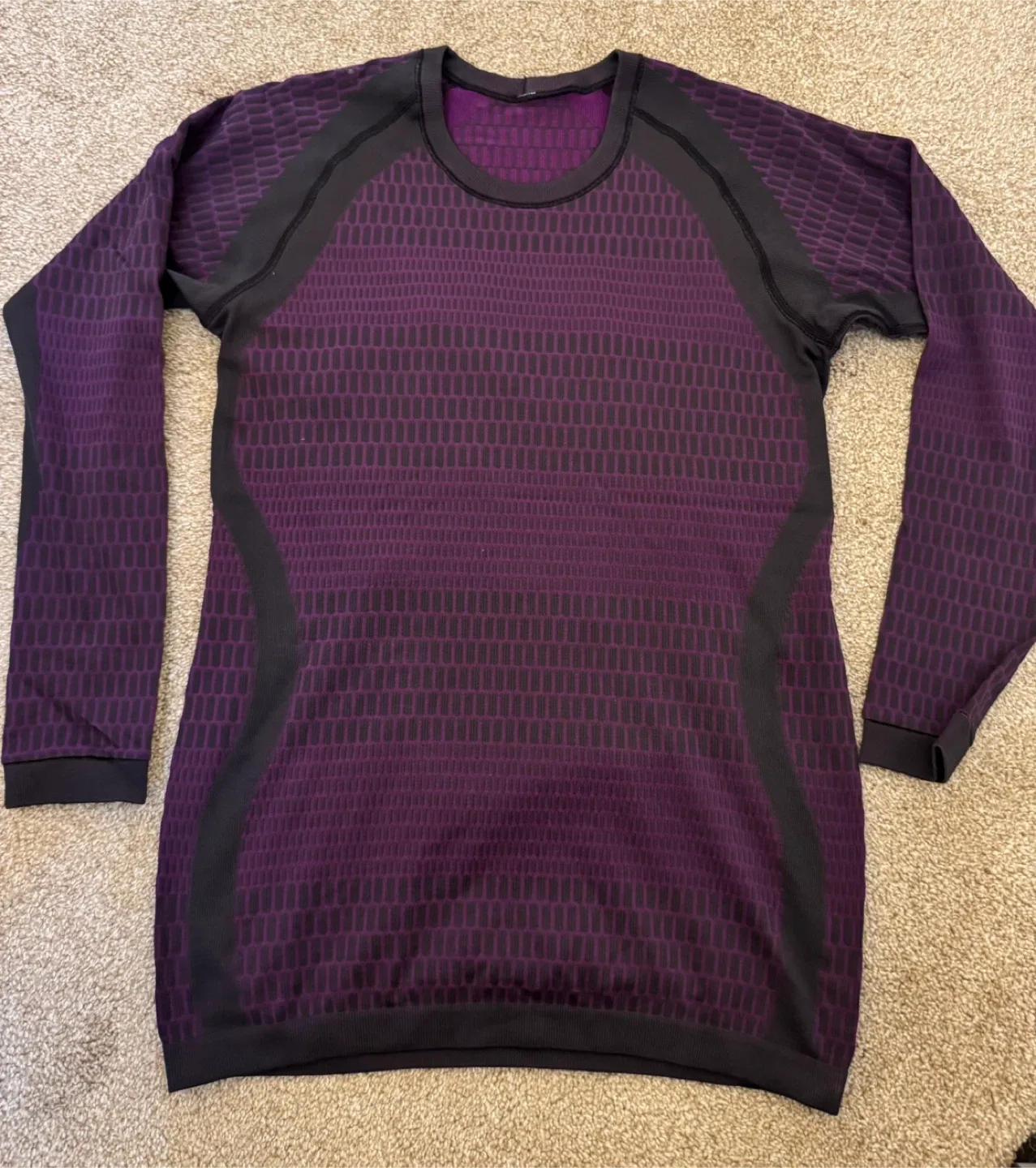 Lululemon long sleeve shirt image indicator(2)