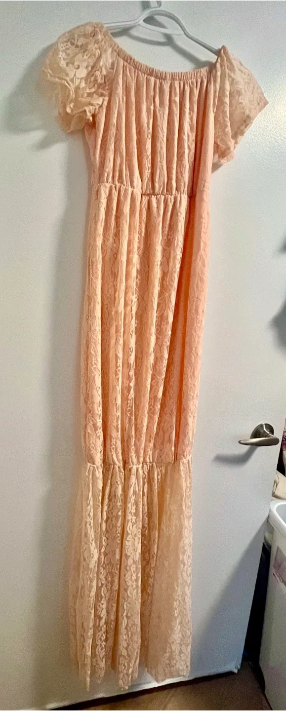 Peach Lace Maxi Dress Size Small to Large image indicator(2)