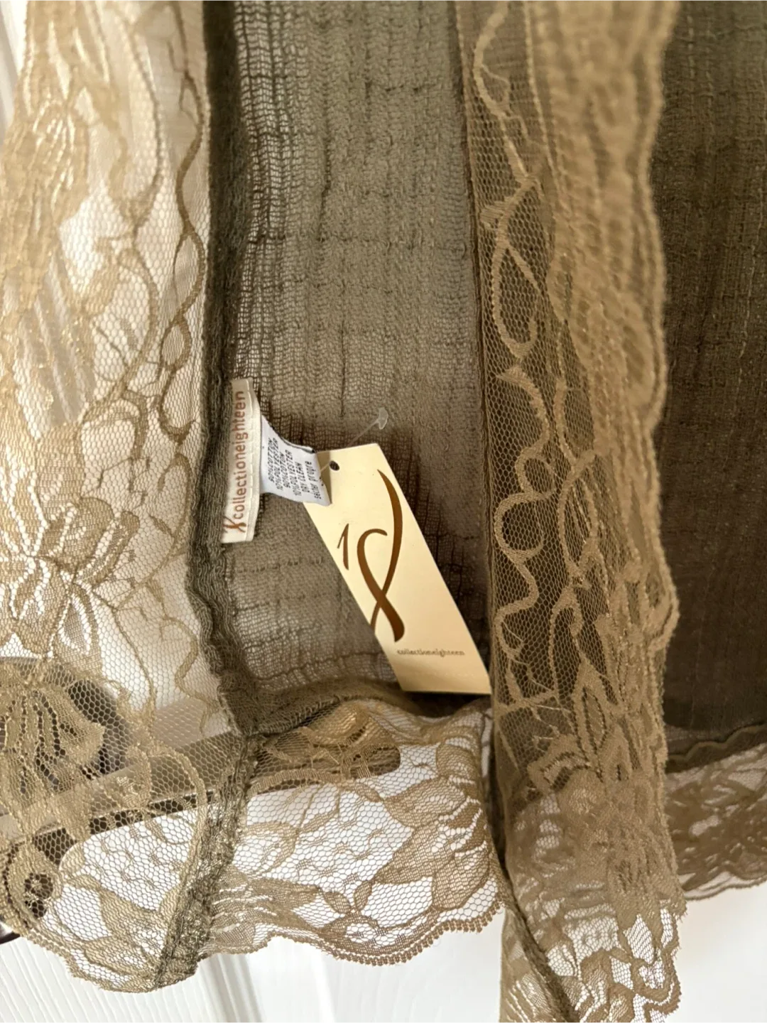 Two scarves / shawls image indicator(3)