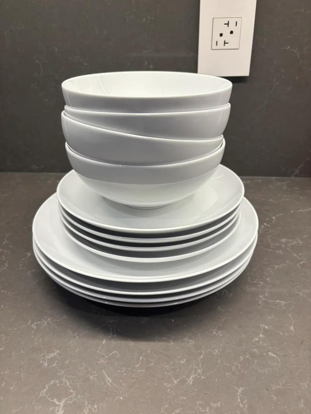 Crate and Barrel Aspen Dinnerware - 12pc set thumbnail