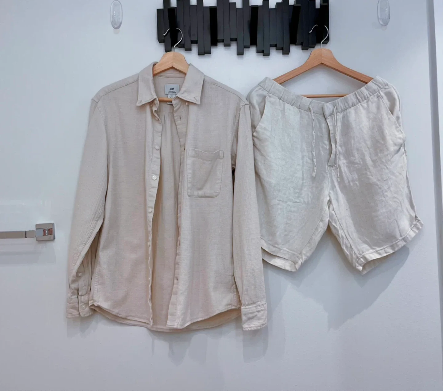 H&M Men’s Linen Shirt and Shorts Set - Size S thumbnail