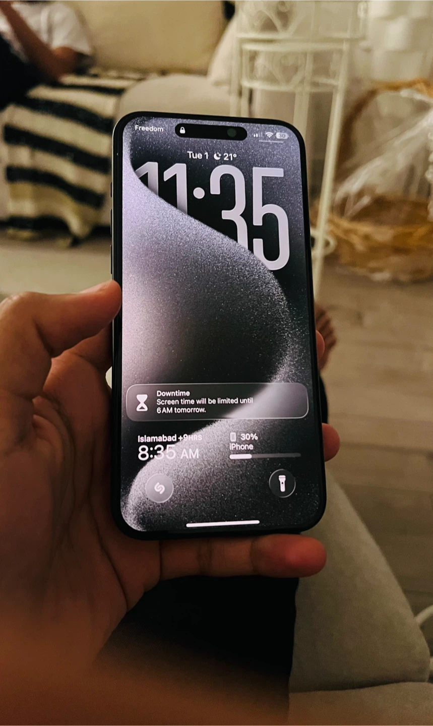 iPhone 15 Pro Max negotiable