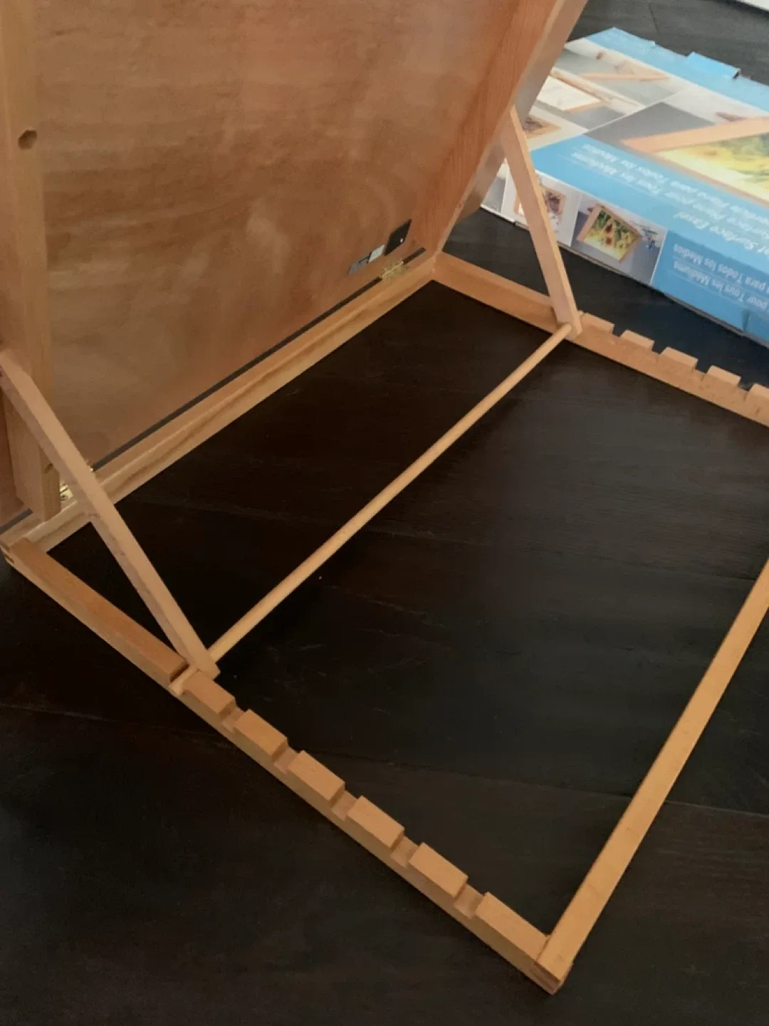 Artist's Loft All Media Flat Surface Easel image indicator(4)