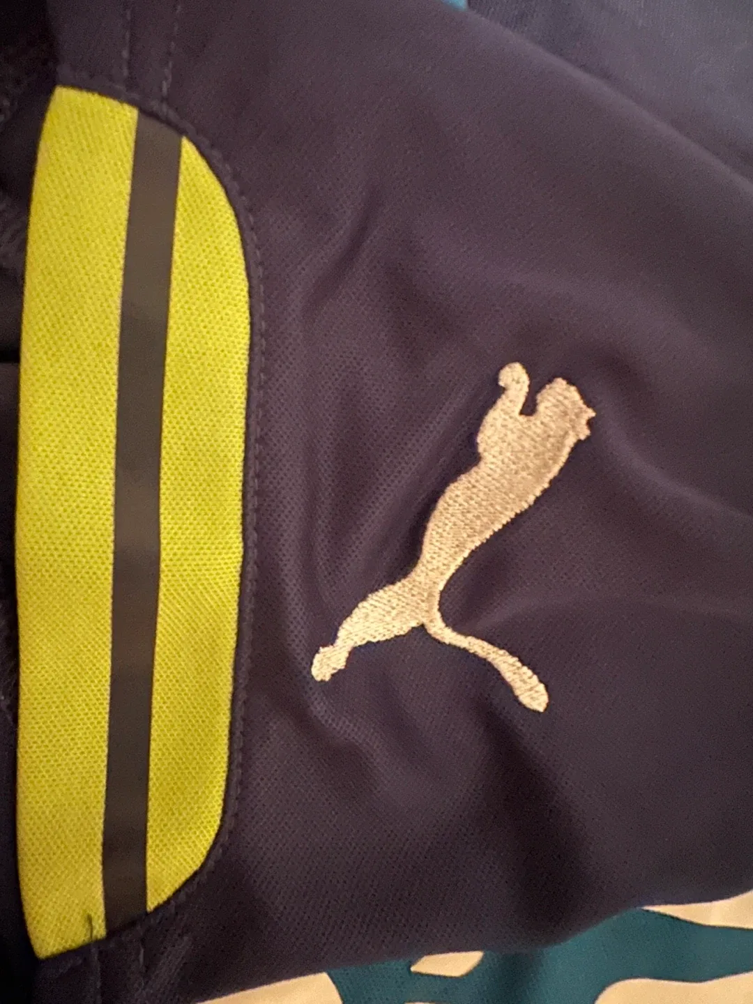 Arsenal Soccer Jersey image indicator(8)