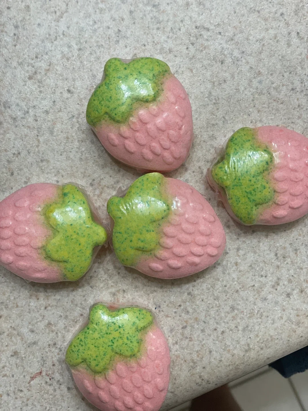 Strawberry shortcake bath bombs (5 pc) image indicator(3)