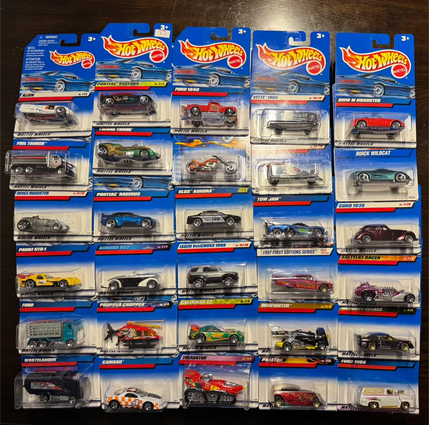 Hot Wheels Diecast Cars Collection image indicator(4)