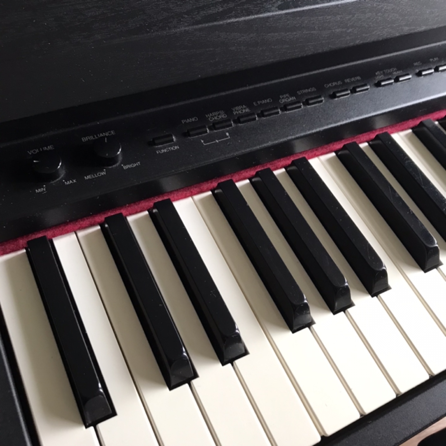 Roland Digital Piano with Bench, Digital Metronome & Manual - photo 4