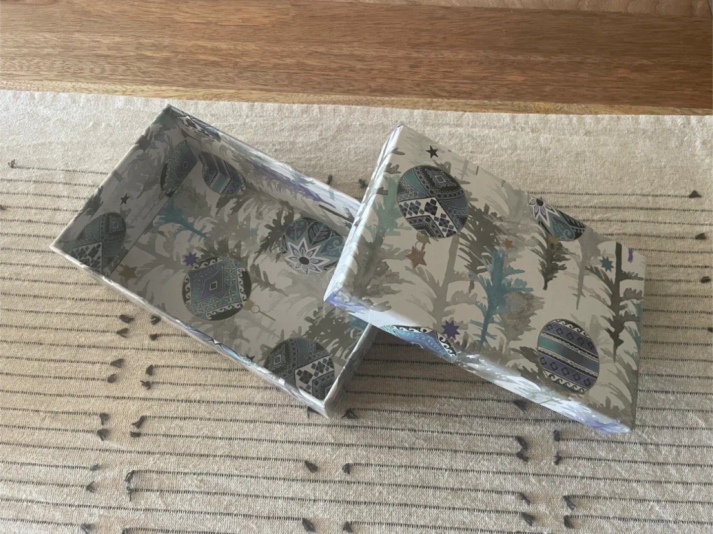 🥕Decorative Gift Box with Lid image indicator(2)