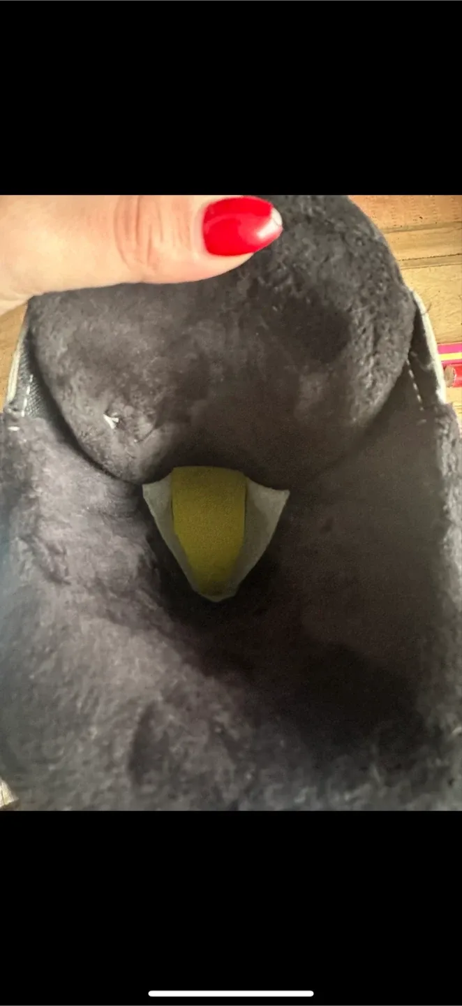 Roxy Ski Boots - Size 26.5 image indicator(2)