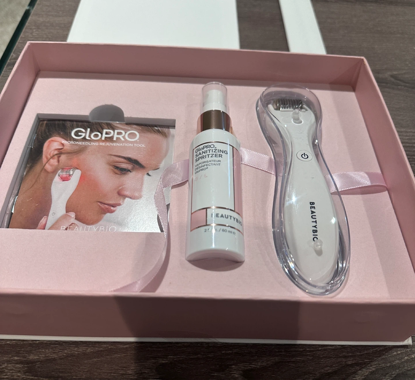 GloPRO Microneedling Rejuvenation Tool Set