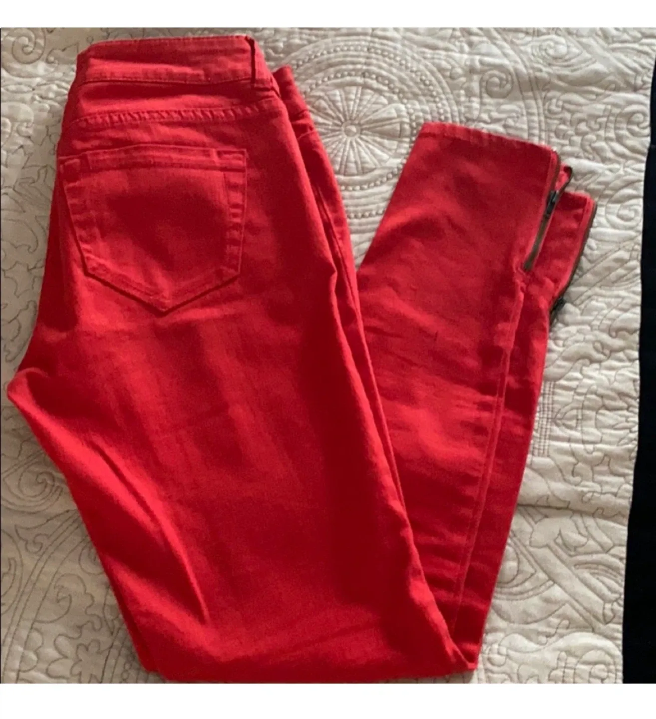 Romeo & Juliet Couture Red Pants Sz 27 image indicator(4)