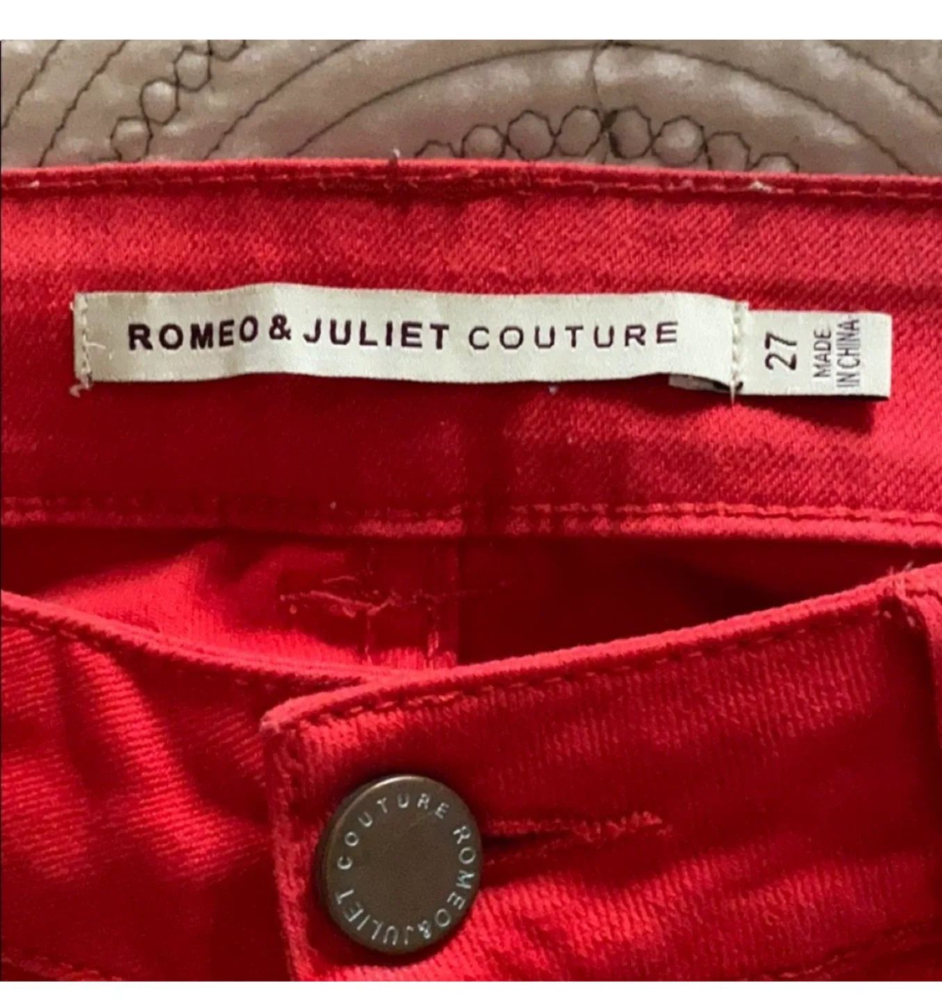 Romeo & Juliet Couture Red Pants Sz 27 image indicator(3)