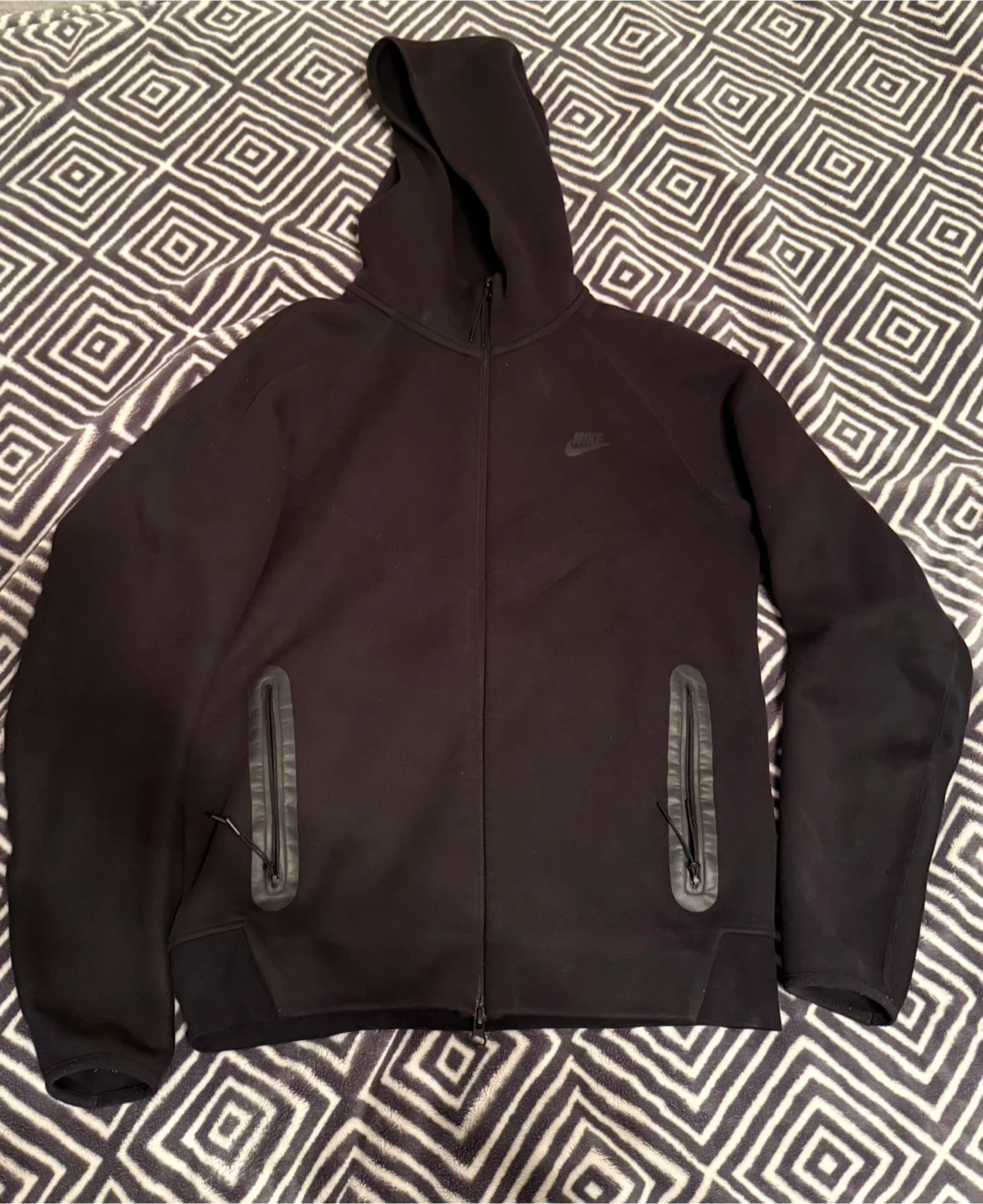 Nike tech