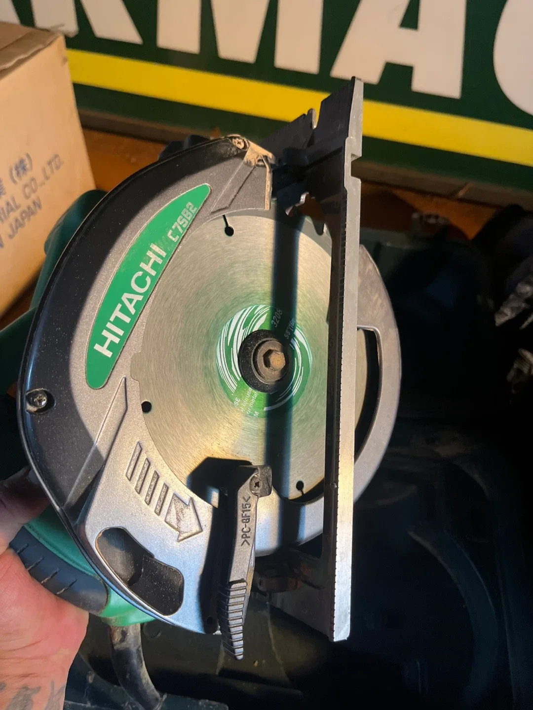 Hitachi C7SB2 7-1/4" Circular Saw image indicator(3)