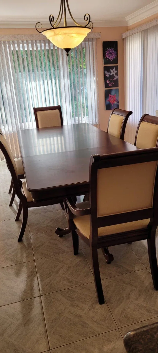 Dining Table with 6 Chairs image indicator(3)