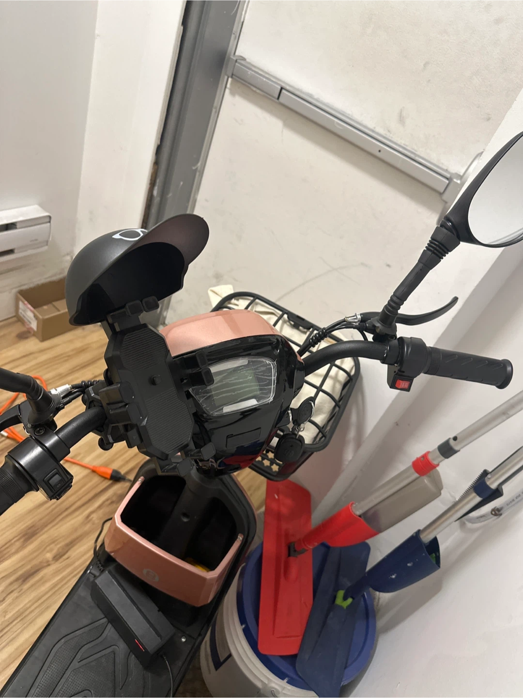 Evestar G1 Electric Scooter - photo 2