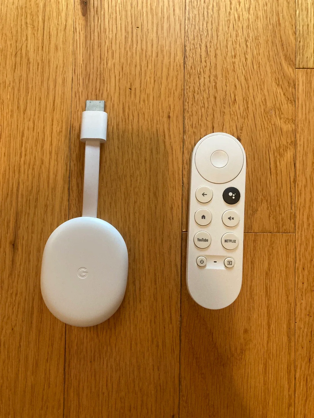 Google Chromecast with Google TV - White thumbnail