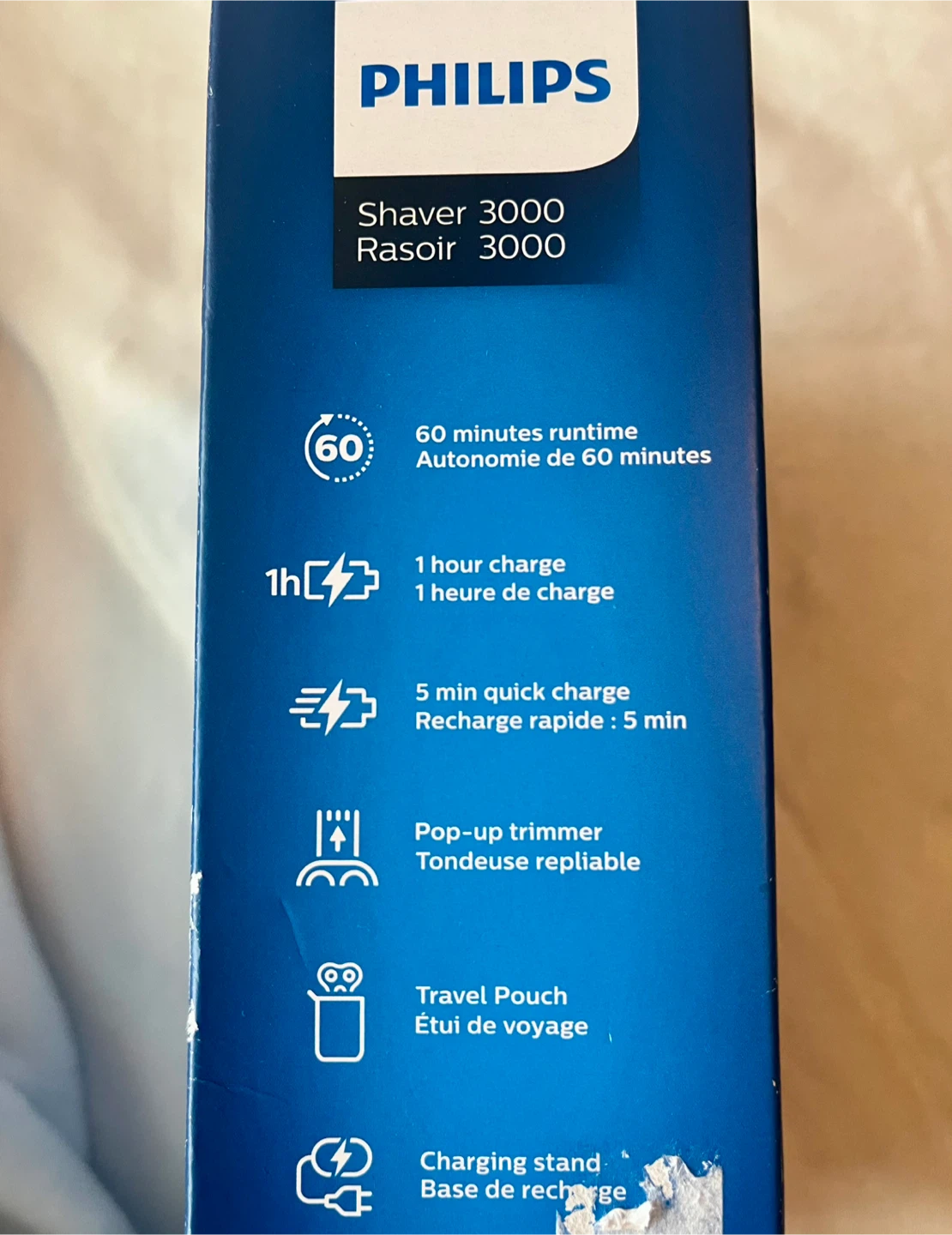 Philips Shaver 3000 Series - Like New! - photo 3