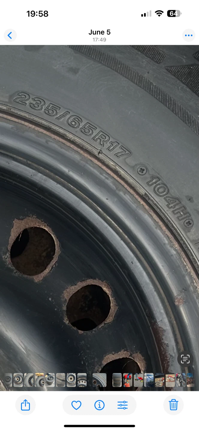 Bridgestone Blizzak WS80 Winter Tires 235/65R17 - photo 4