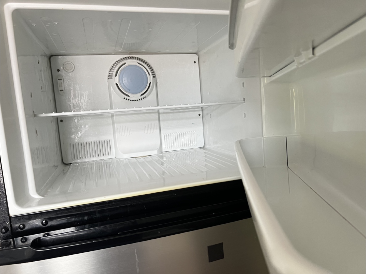 Magic Chef Stainless Steel Refrigerator - photo 4