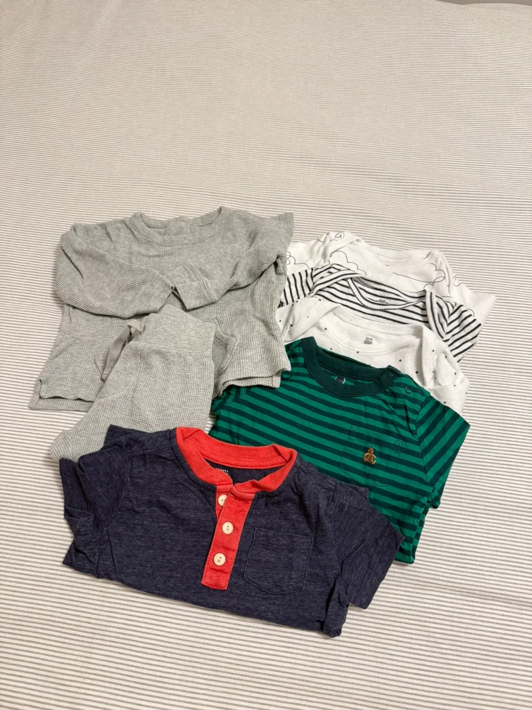 18-24 months old baby gap clothing bundle thumbnail
