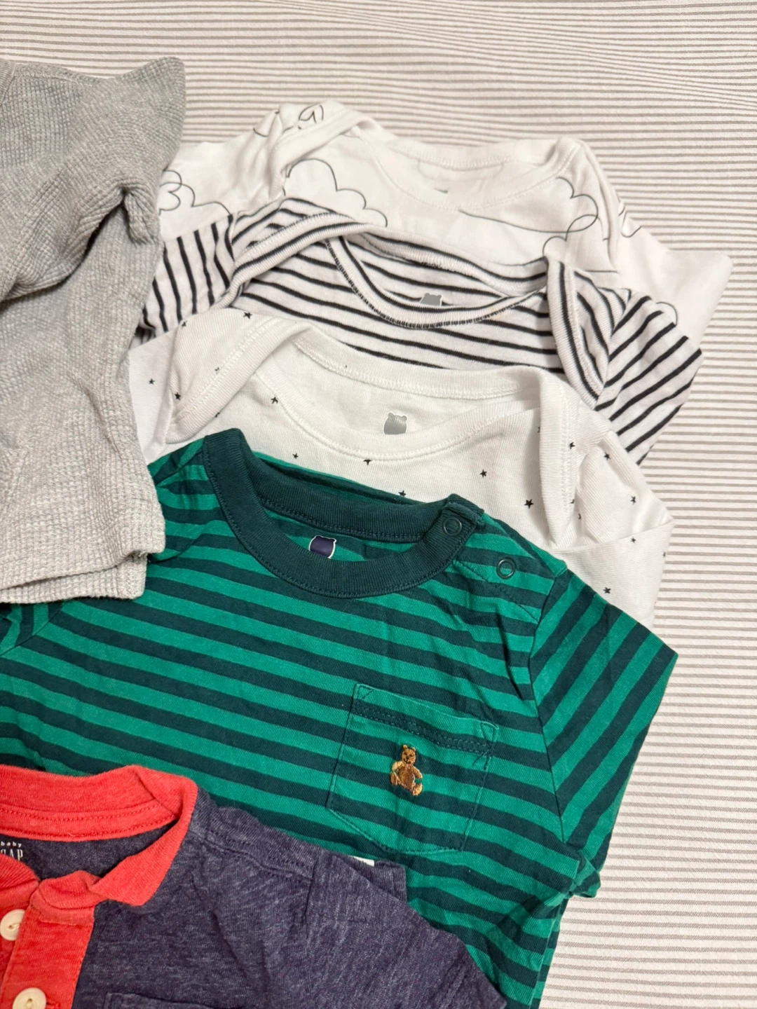 18-24 months old baby gap clothing bundle - photo 3