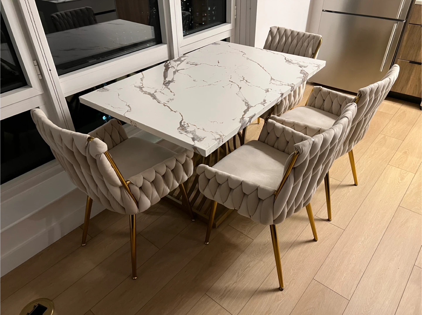 Dining Table with Gold Base 4 chairs - photo 3