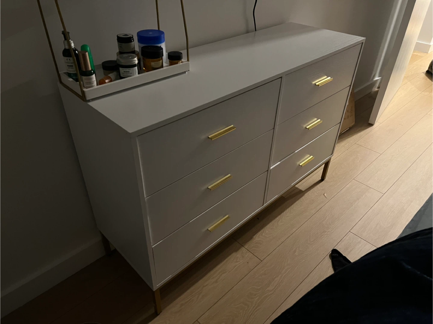 White 6-Drawer Dresser with Gold Accents - photo 3