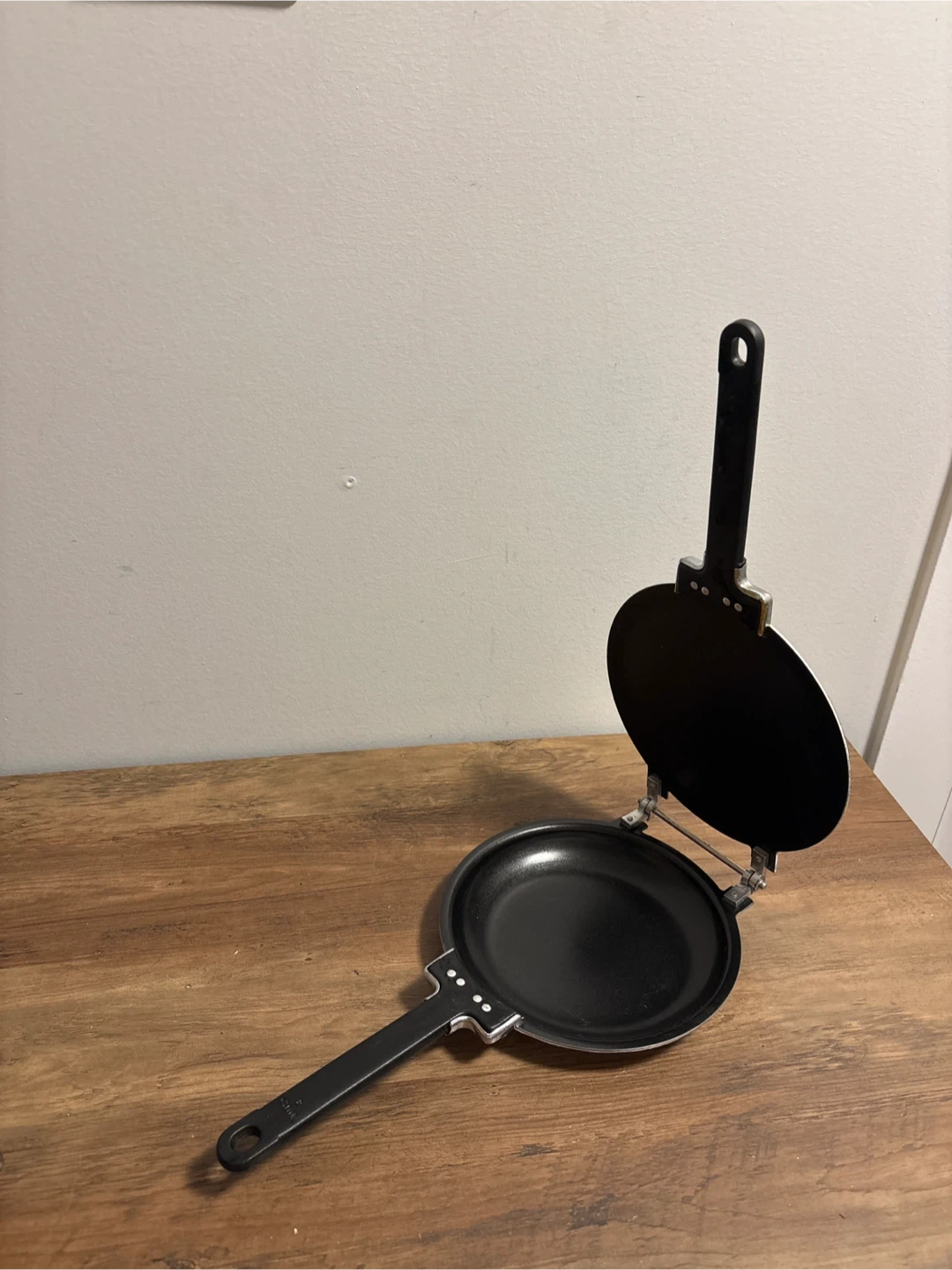 Vintage Perfect Pancake Pan Double  Aluminum Non Stick Pan - photo 5