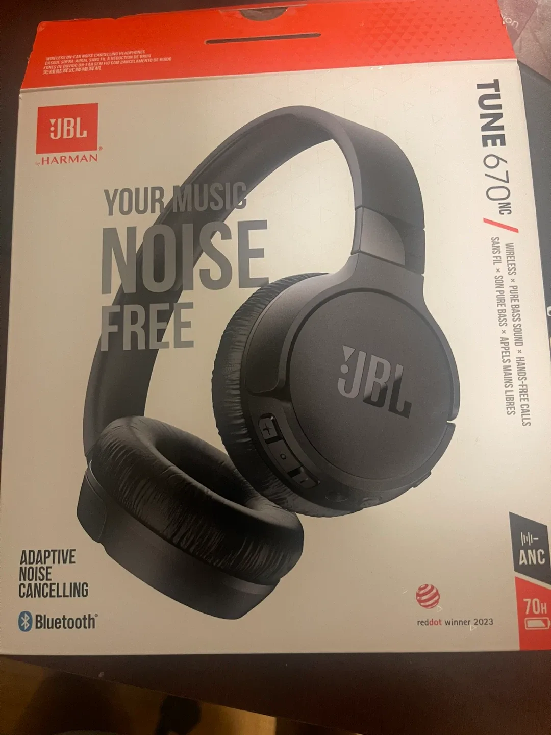 New JBL Tune 670NC Noise Cancelling Headphones - Black image indicator(2)