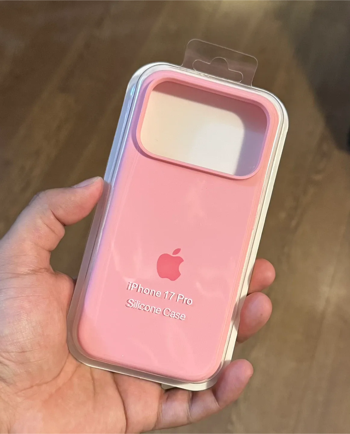 iPhone 17 PRO silicone cover case *NEW* image indicator(2)